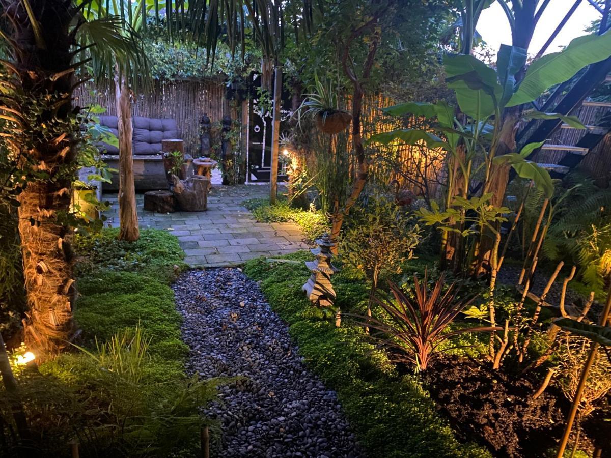 Jungle Stay In A Hidden Paradise Zwijndrecht Exteriör bild